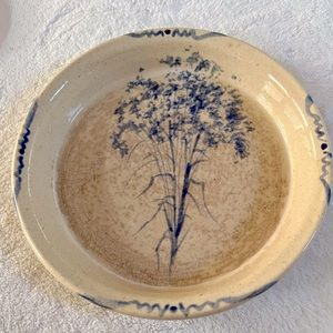 Beautiful ceramic/pottery dish.